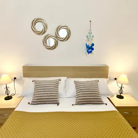 Apartment Apartamento Comodo En El Centro De Cambrils