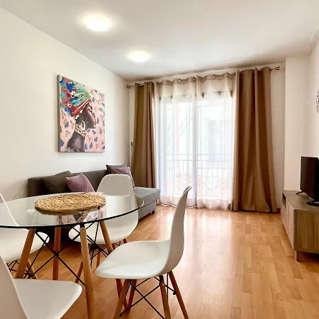 Apartamento Comodo En El Centro De *