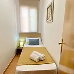 Comodo En El Centro De * Камбрильс